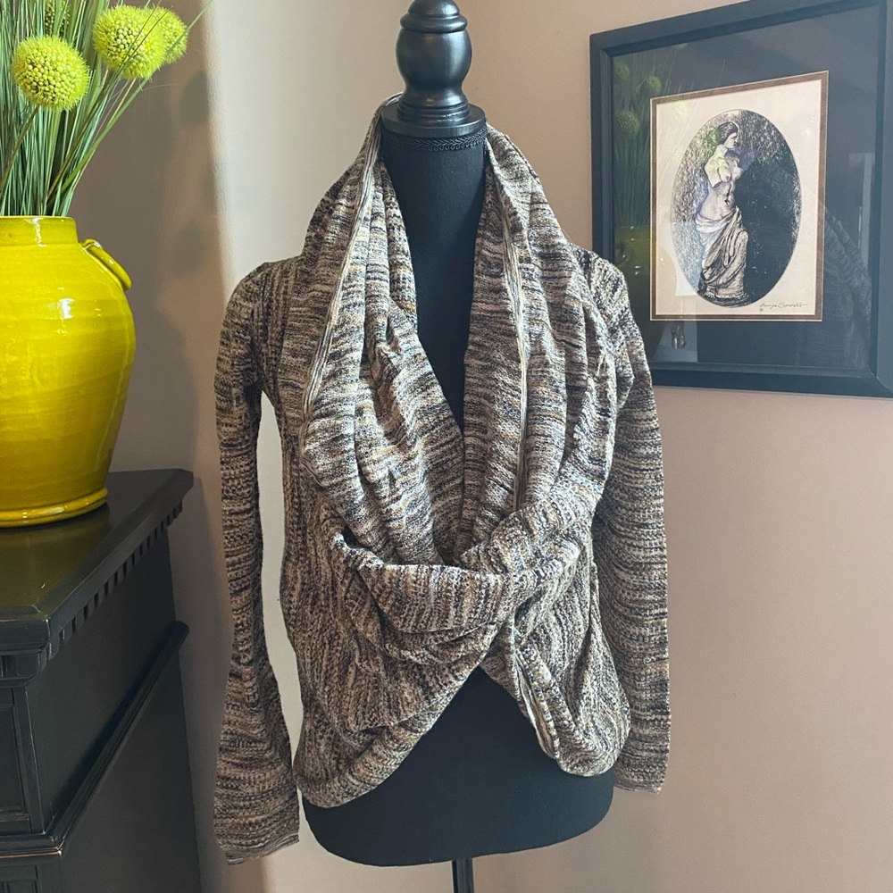 Alice + Olivia 100% wool sweater